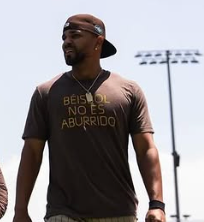 Béisbol No Es Aburrido - Brown Shirt Gold Lettering